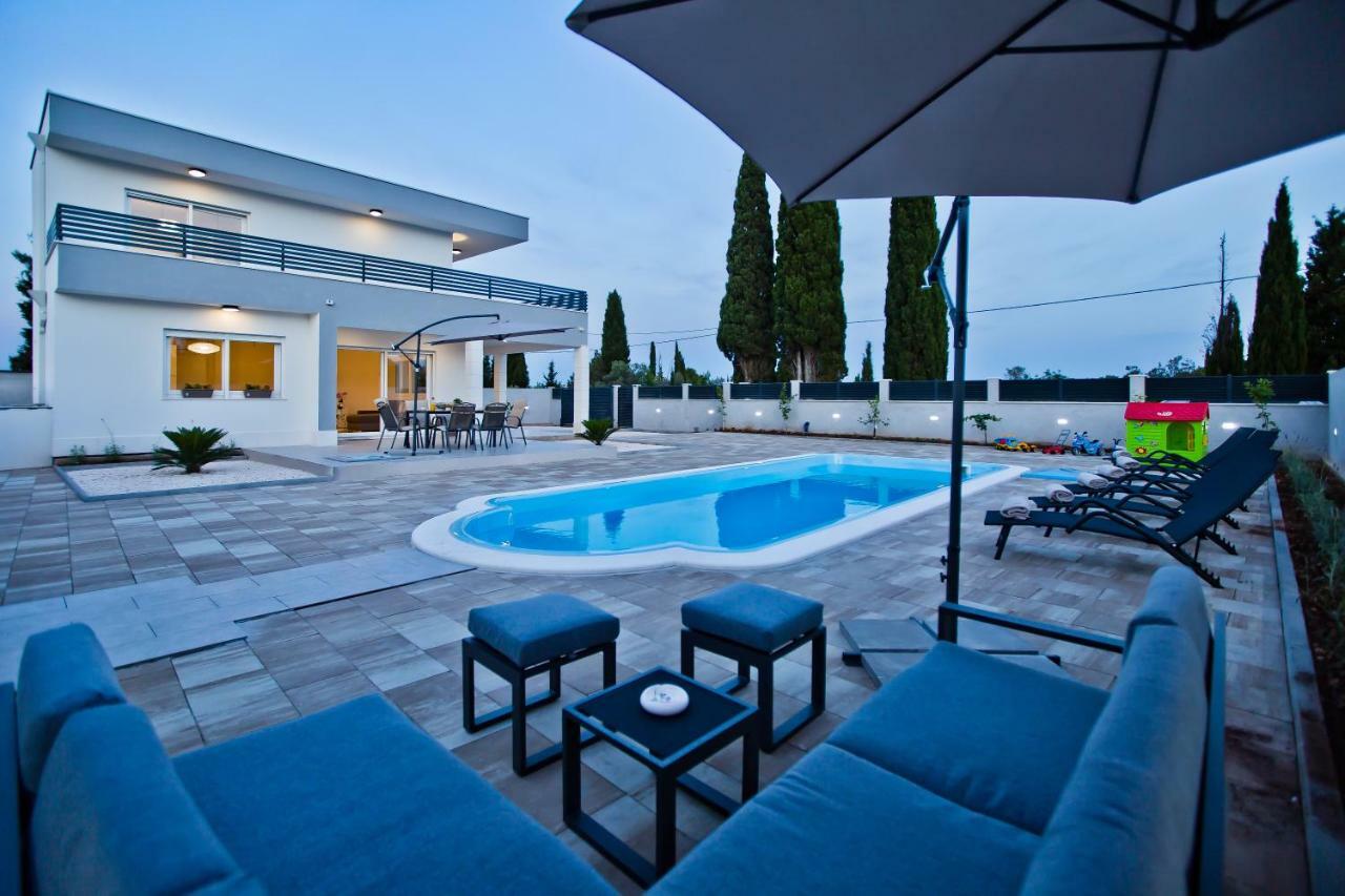Blazen Villa Bogomolje