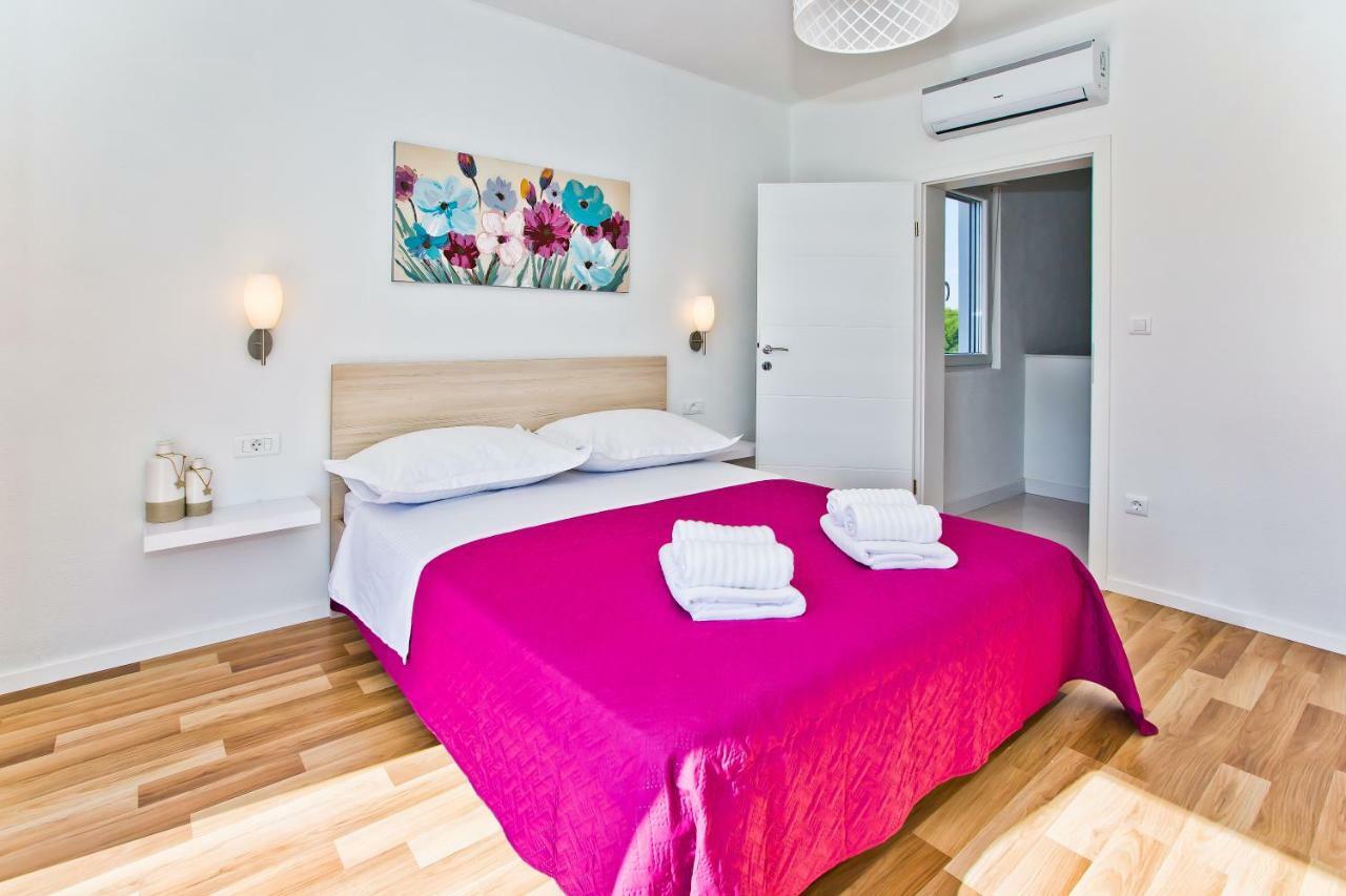 Blazen Villa *